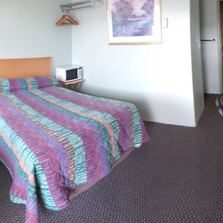 Chimo Motel Cochrane Exteriér fotografie