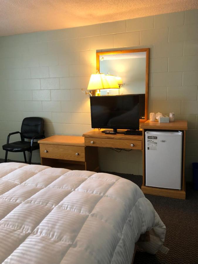 Chimo Motel Cochrane Exteriér fotografie