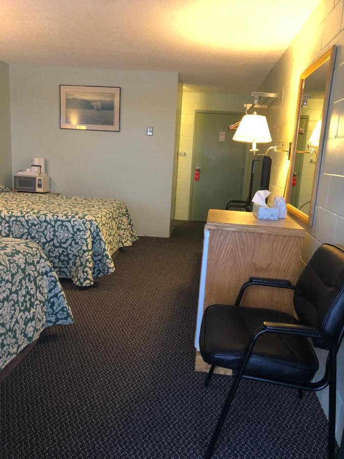 Chimo Motel Cochrane Exteriér fotografie