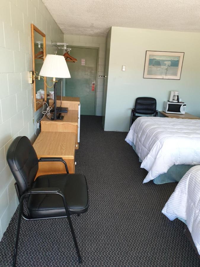 Chimo Motel Cochrane Exteriér fotografie